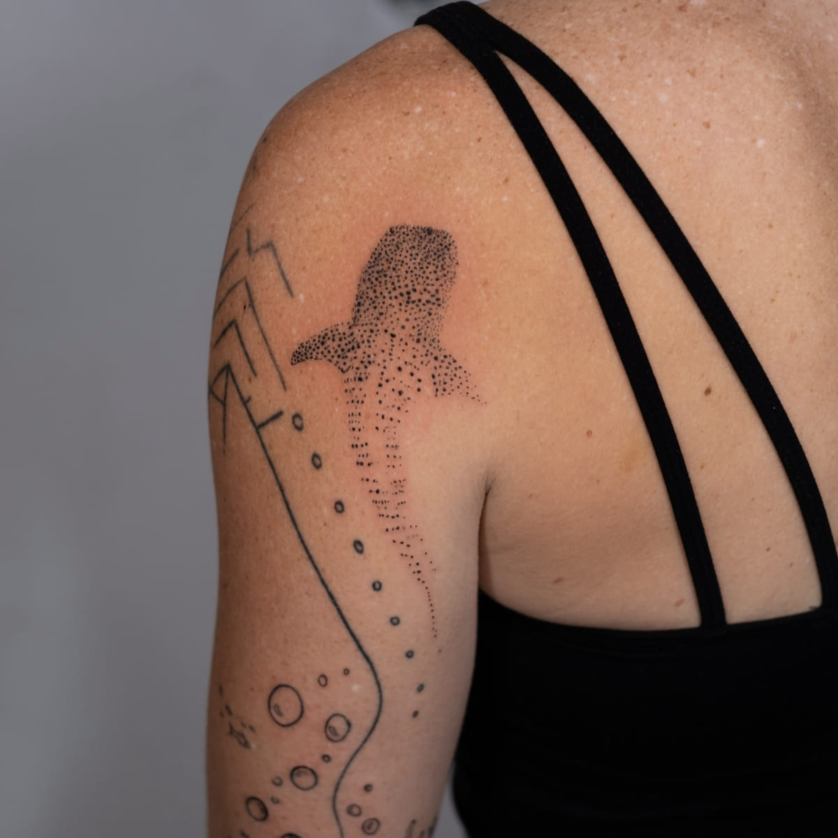 Whale shark in dotwork, fine line tattoo